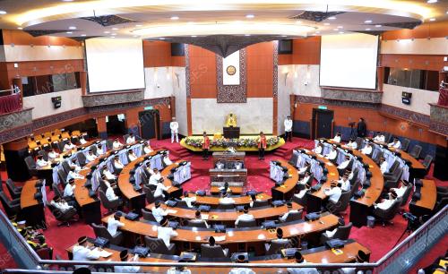 SG08_28032016_SIDANG_DUN