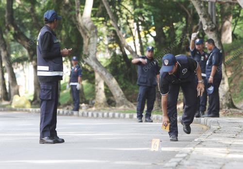 KES MATI DITEMBAK