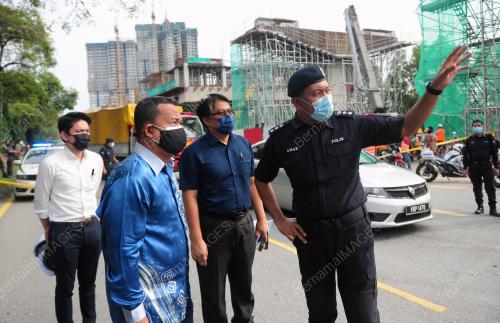 RUNTUHAN PERANCAH PEMBINAAN LALUAN TRANSIT ALIRAN RINGAN (LRT) 3