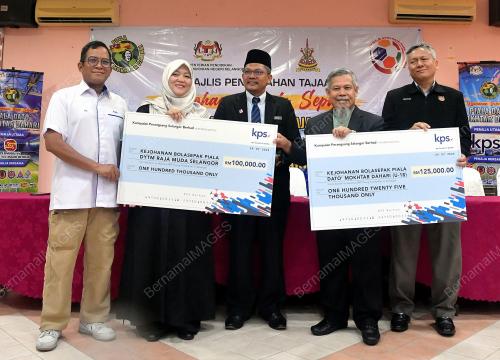 DATUK EMRAN KADIR
