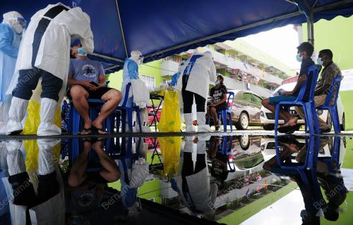 SARINGAN COVID-19 PENDUDUK YANG TINGGAL DI KAWASAN PKPD