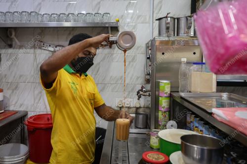 PELITUP MUKA PREMIS MAKANAN