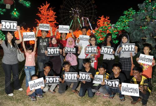 SG08_31122011_SAMBUT_TAHUN_BA