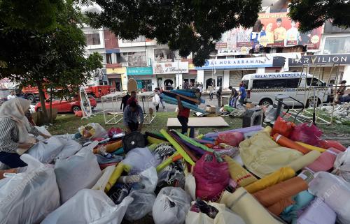 GUDANG TEKSTIL TERBESAR TERBAKAR