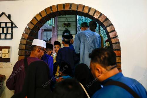 BARA'AN (ZIARAH RAYA) 75 TAHUN KG ASSAM JAWA