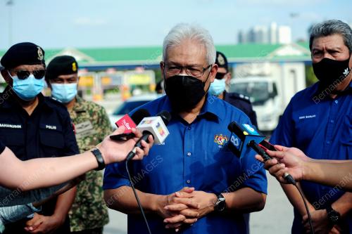 DATUK SERI HAMZAH ZAINUDIN