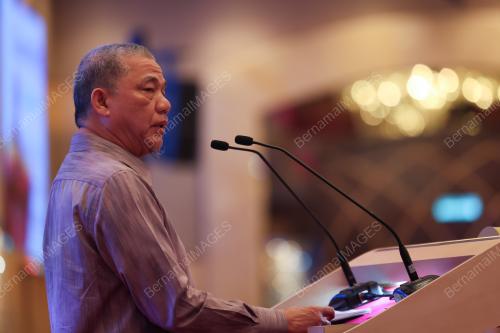 DATUK SERI FADILLAH YUSOF
