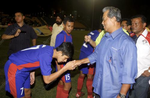 SG09_01072012_PIALA_FRENZ