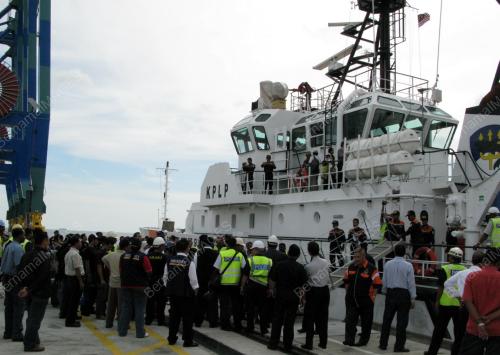 MANGSA TONGKANG KARAM PULANG