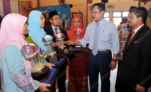 SG09_02112015_SURAU_IMARAH