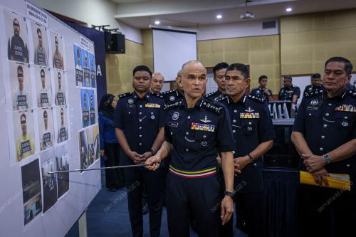 DATUK SHAZELI KAHAR