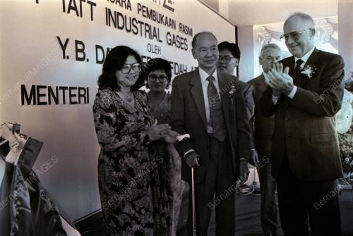 DATUK SERI RAFIDAH AZIZ