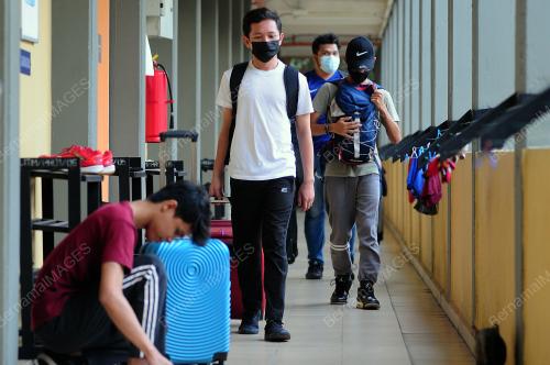 TINJAUAN PERSEDIAAN PELAJAR UNIVERSITI UNTUK PULANG BERAYA