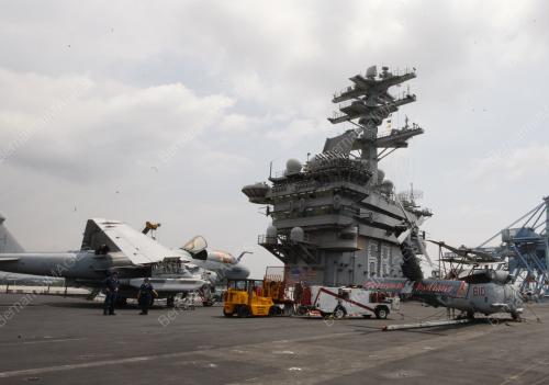 USS NIMITZ