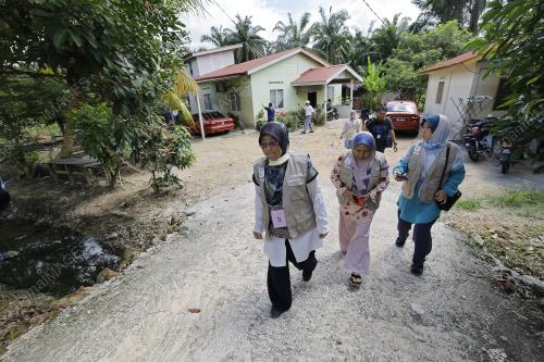 DATIN CHE ASMAH IBRAHIM