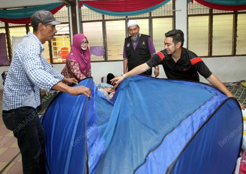 SG09_09122016_TANAH_RUNTUH