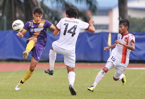 SG09_10042015_LIGA_PERDANA