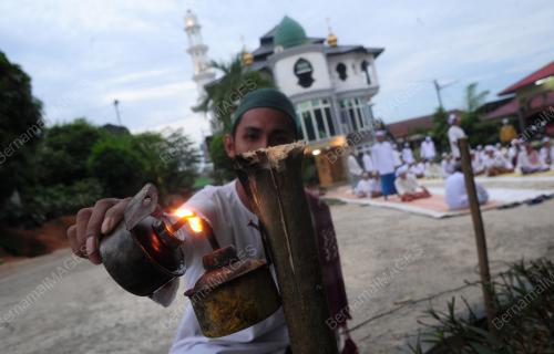 SUASANA PELATIH DARUL SOLIHIN BERBUKA PUASA
