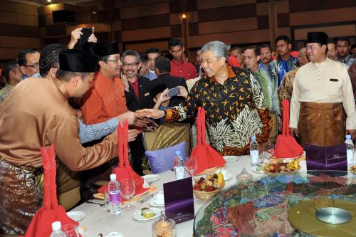 SG09_10072017_AIDILFITRI