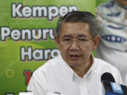 DATUK SERI SALAHUDDIN AYUB