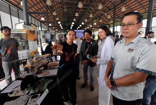 DATUK DR CHING THOO KIM