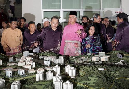 MOHD NAJIB TUN RAZAK