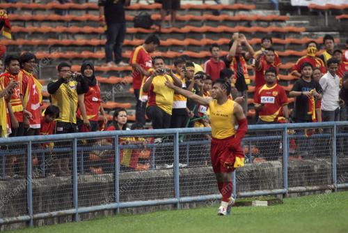 SG09_12022011_BOLASEPAK