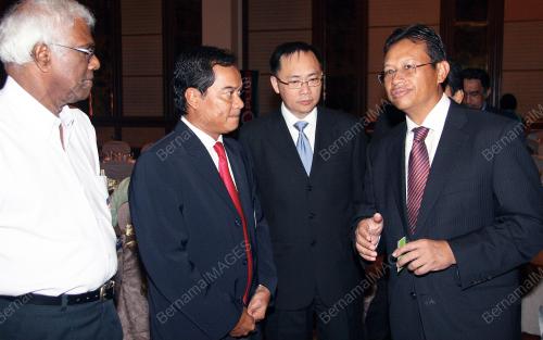 AHMAD SHABERY CHEEK