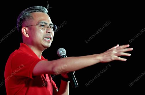 FAHMI FADZIL