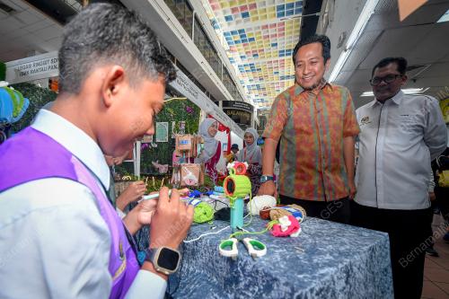 MAJLIS PERASMIAN KARNIVAL USAHAWAN PKNS 2025