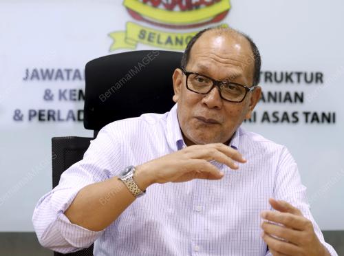IR IZHAM HASHIM