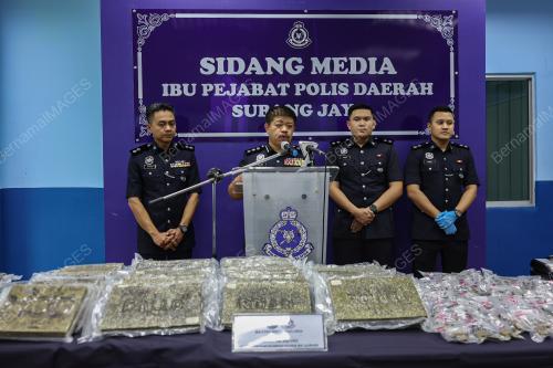 ACP WAN AZLAN WAN MAMAT