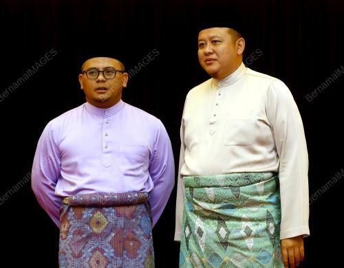 DATUK SERI AMIRUDIN SHARI