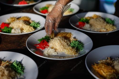 MAKAN BESAR TAHUN BARU CINA