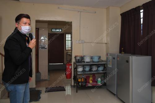 ASRAMA PEKERJA TOP GLOVE