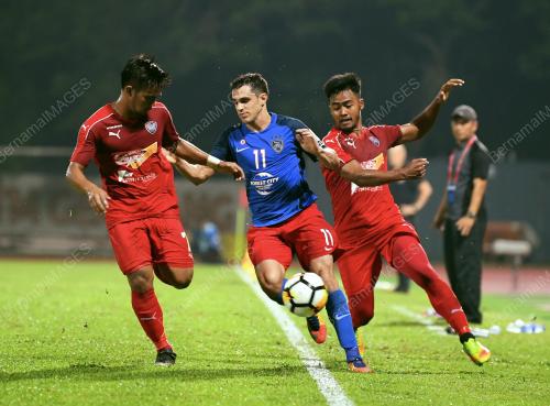 SG09_17032018_BOLA_BN201803111498