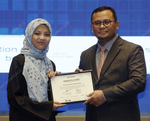 DATUK SERI AMIRUDIN SHARI