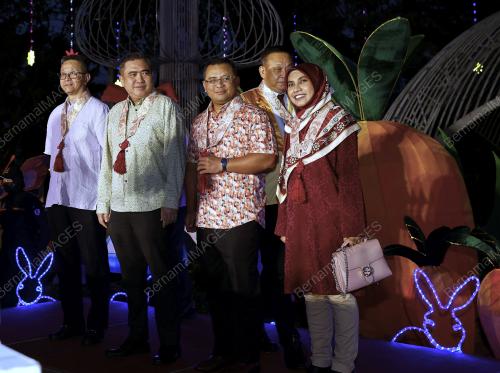 DATUK SERI AMIRUDIN SHARI