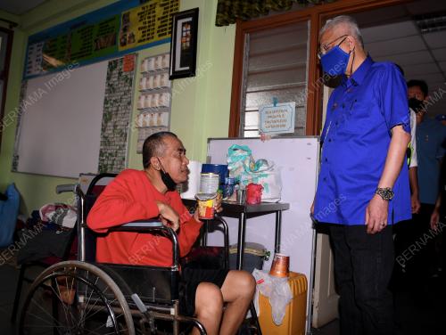 DATUK SERI ISMAIL SABRI YAAKOB