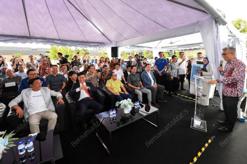 TENGKU DATUK SERI ZAFRUL ABDUL AZIZ