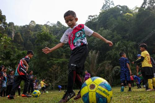 KLINIK BOLA SEPAK KOMUNITI ORANG ASLI KKB
