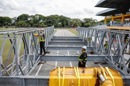 KELENGKAPAN LAUNCHING NOSE JAMBATAN PANEL KELULI BERMODULAR
