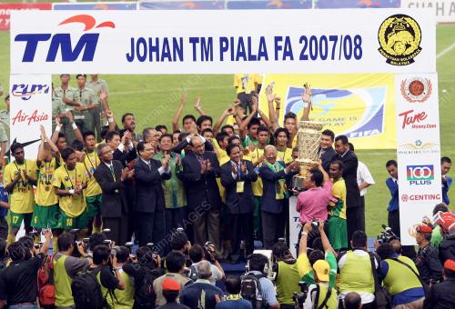 PIALA FA