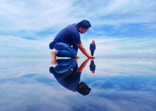 PANTAI CERMIN