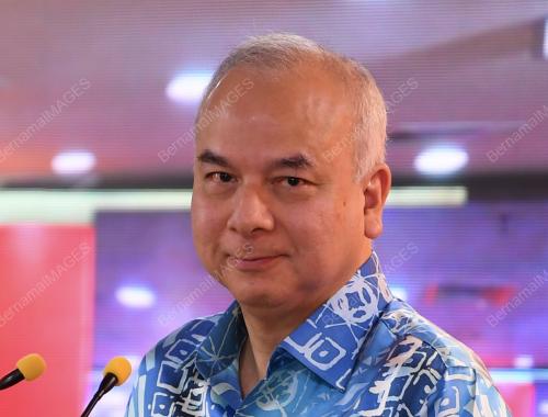 SULTAN NAZRIN MUIZZUDDIN SHAH