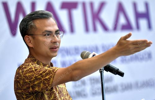 FAHMI FADZIL