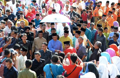 MUHYIDDIN YASSIN