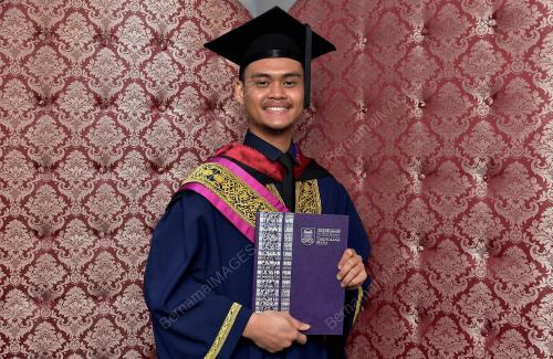 AMIRUL HAZIQ ROSLAN