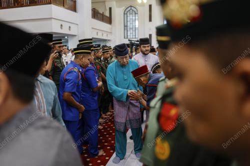 SULTAN SHARAFUDDIN IDRIS SHAH