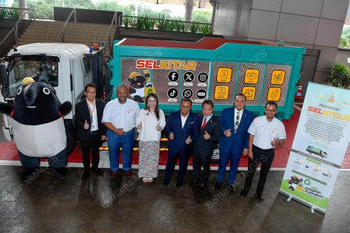 PERASMIAN SELKITAR DAN PENYERAHAN LORI OPERASI SELKITAR